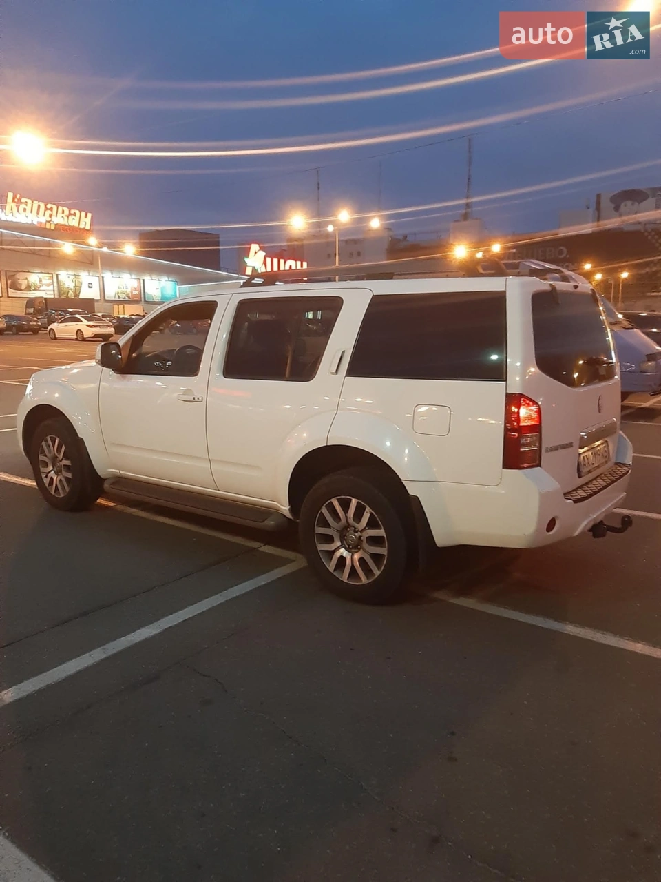 2010 Nissan Pathfinder - мініатюра 4