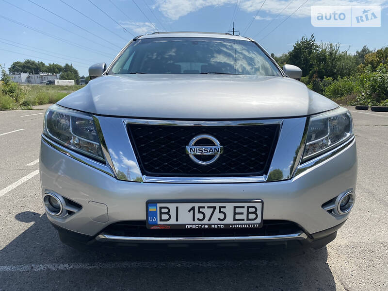 Внедорожник / Кроссовер Nissan Pathfinder 2013 в Полтаве