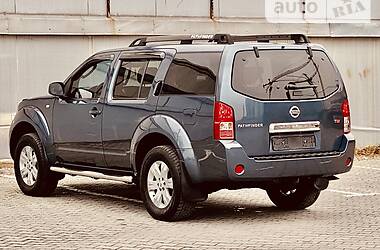Позашляховик / Кросовер Nissan Pathfinder 2008 в 
