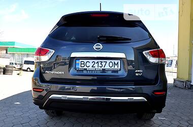 Внедорожник / Кроссовер Nissan Pathfinder 2016 в Львове