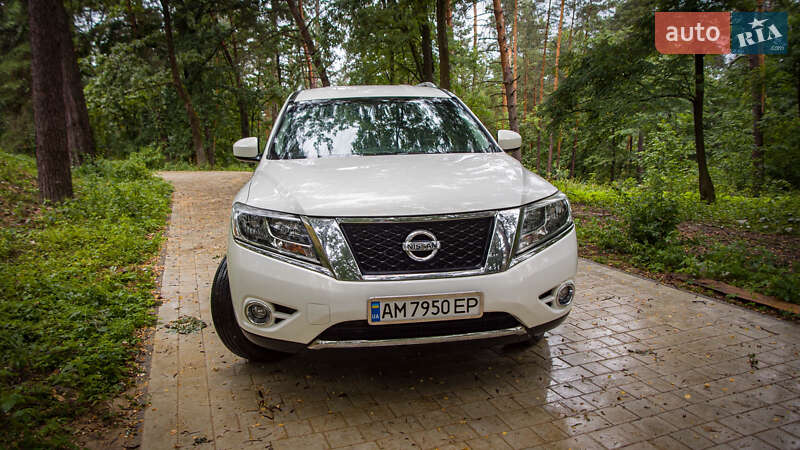 Nissan Pathfinder 2014