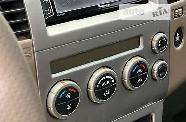 Позашляховик / Кросовер Nissan Pathfinder 2005 в 