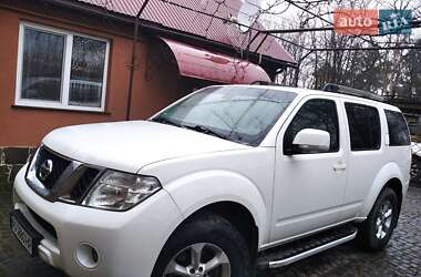 Внедорожник / Кроссовер Nissan Pathfinder 2011 в Тячеве