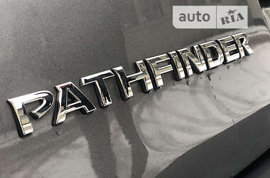 Позашляховик / Кросовер Nissan Pathfinder 2019 в 