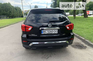 Внедорожник / Кроссовер Nissan Pathfinder 2017 в Львове