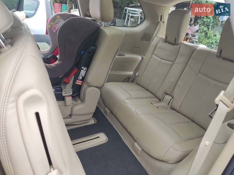 Позашляховик / Кросовер Nissan Pathfinder 2014 в Києві