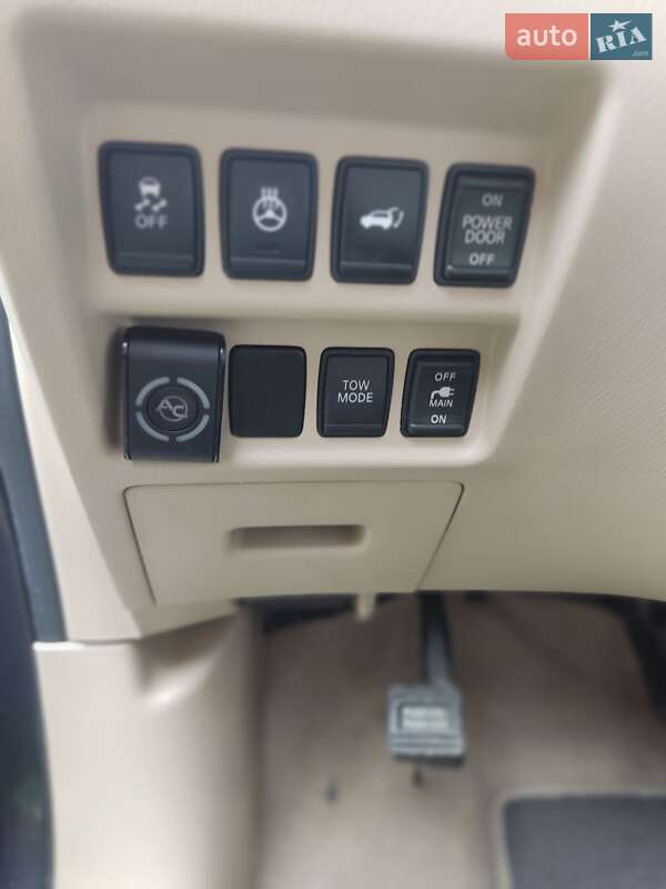 Позашляховик / Кросовер Nissan Pathfinder 2014 в Києві