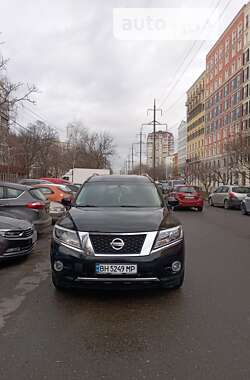 Внедорожник / Кроссовер Nissan Pathfinder 2015 в Одессе