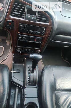 Позашляховик / Кросовер Nissan Pathfinder 2000 в Конотопі