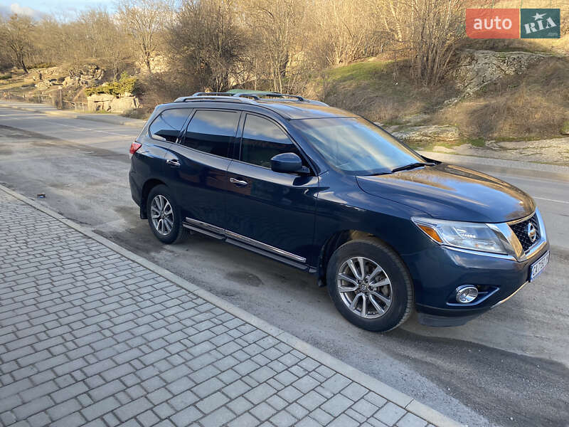 Позашляховик / Кросовер Nissan Pathfinder 2014 в Умані