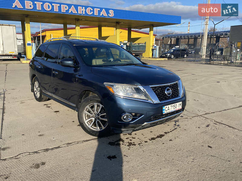 Позашляховик / Кросовер Nissan Pathfinder 2014 в Умані