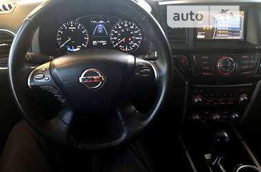 Позашляховик / Кросовер Nissan Pathfinder 2013 в Харкові