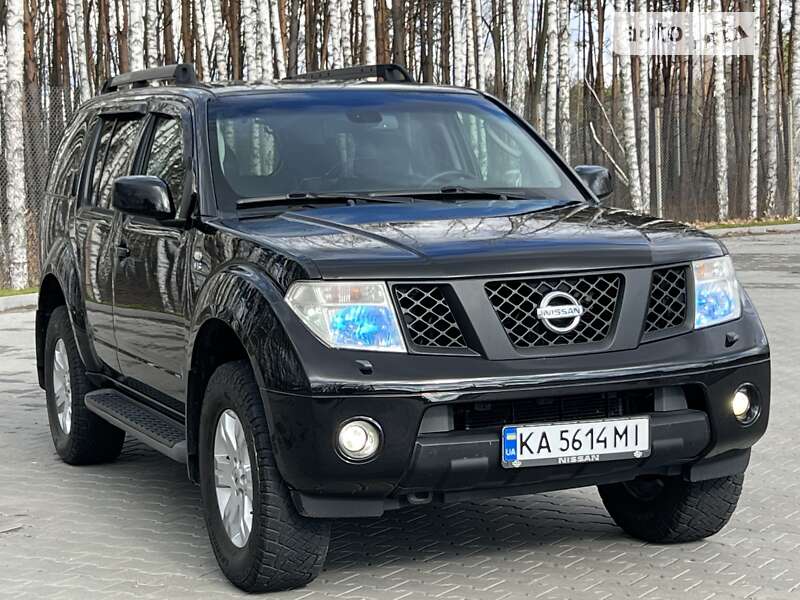Внедорожник / Кроссовер Nissan Pathfinder 2006 в Киеве