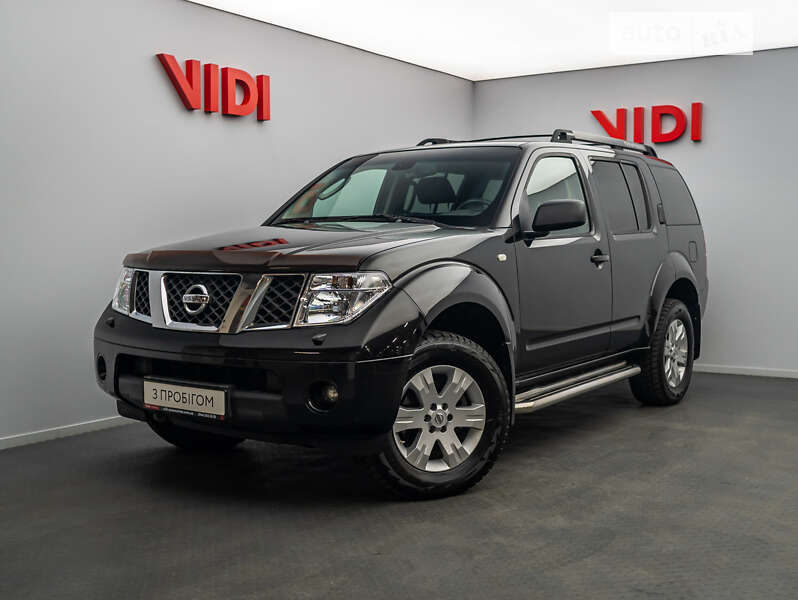 Внедорожник / Кроссовер Nissan Pathfinder 2007 в Киеве