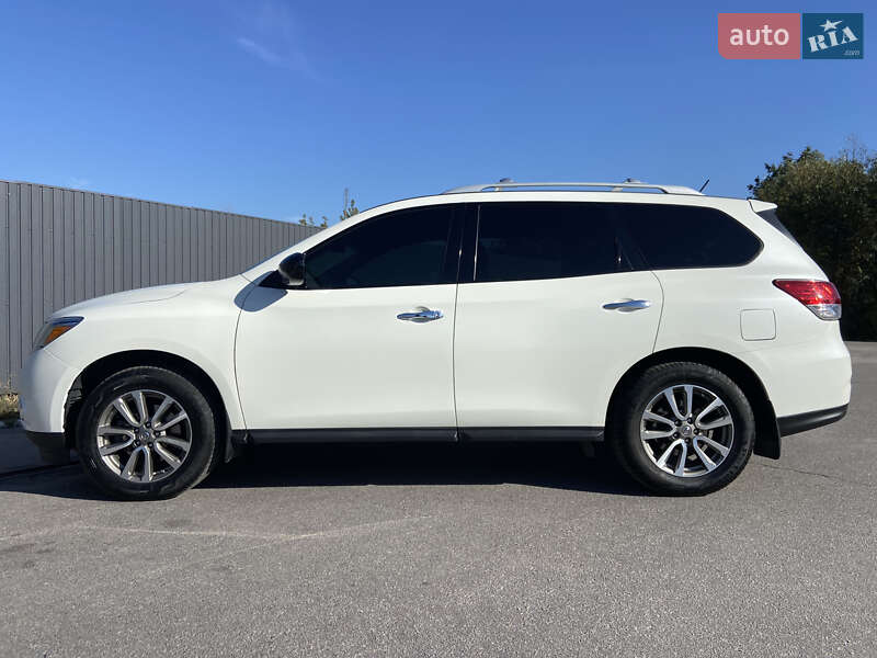 Внедорожник / Кроссовер Nissan Pathfinder 2015 в Виннице