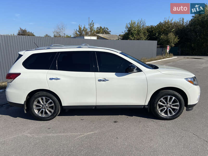 Внедорожник / Кроссовер Nissan Pathfinder 2015 в Виннице