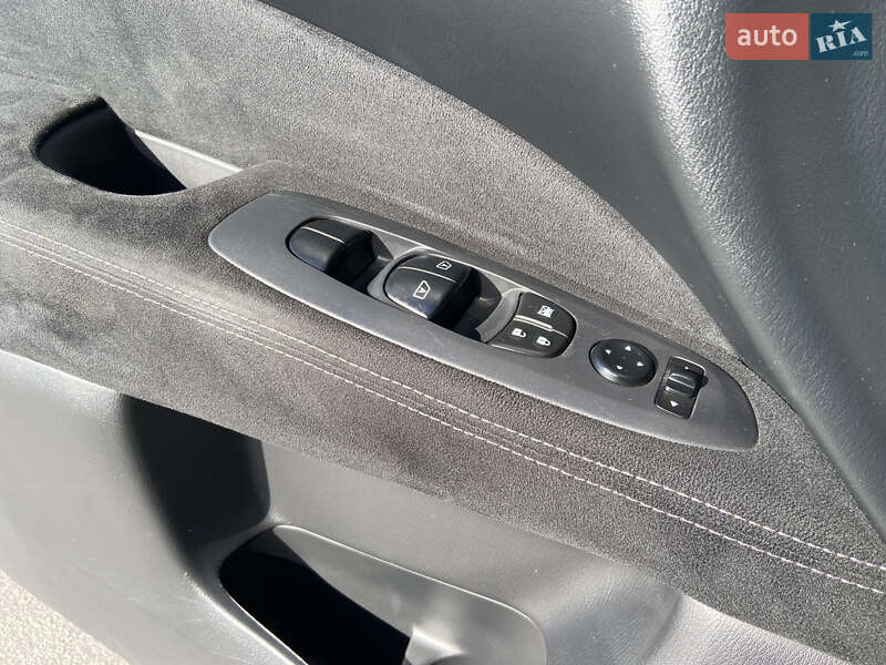Внедорожник / Кроссовер Nissan Pathfinder 2015 в Виннице