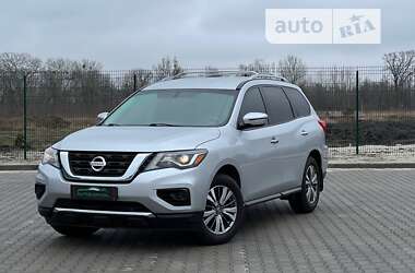 Внедорожник / Кроссовер Nissan Pathfinder 2020 в Киеве