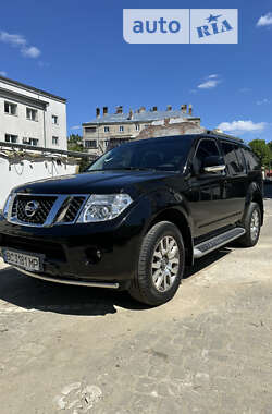 Внедорожник / Кроссовер Nissan Pathfinder 2011 в Львове