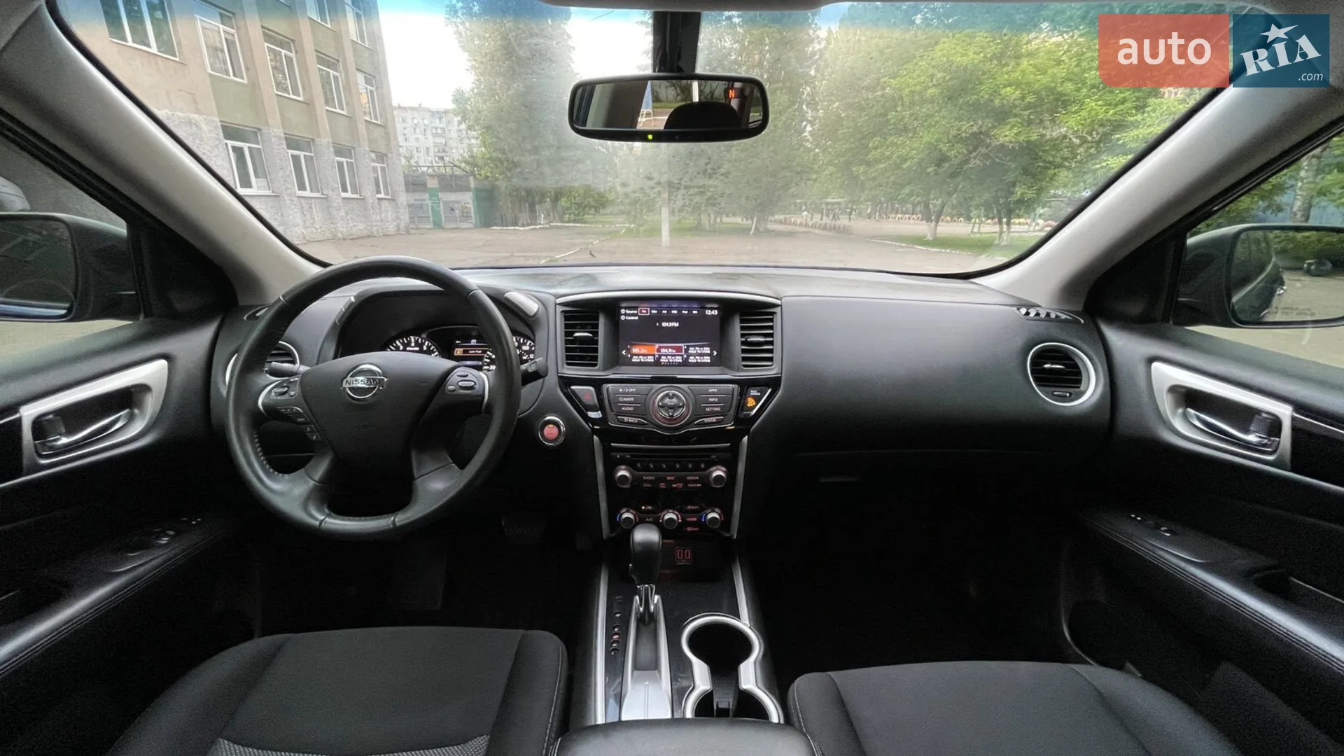 2018 Nissan Pathfinder - мініатюра 16