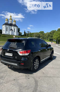 Внедорожник / Кроссовер Nissan Pathfinder 2014 в Чернигове