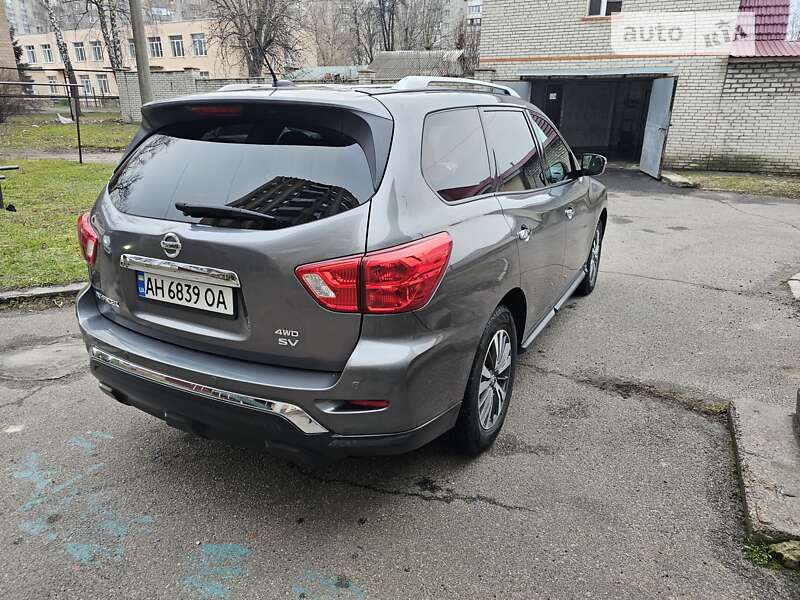 Внедорожник / Кроссовер Nissan Pathfinder 2017 в Черкассах фото 5 Внедорожник / Кроссовер Nissan Pathfinder 2017 в Черкассах