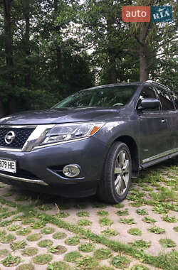 Внедорожник / Кроссовер Nissan Pathfinder 2013 в 