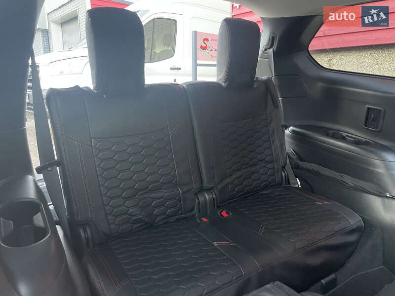 Внедорожник / Кроссовер Nissan Pathfinder 2017 в Киеве