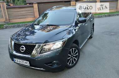 Внедорожник / Кроссовер Nissan Pathfinder 2014 в Чернигове