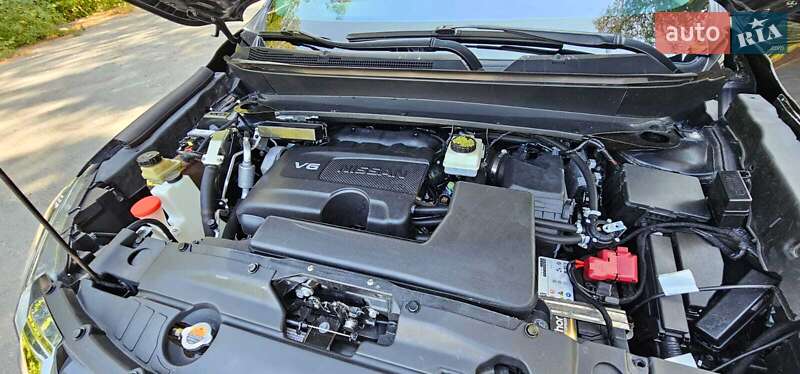 Позашляховик / Кросовер Nissan Pathfinder 2018 в Звягелі