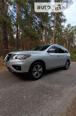 Внедорожник / Кроссовер Nissan Pathfinder 2020 в Броварах