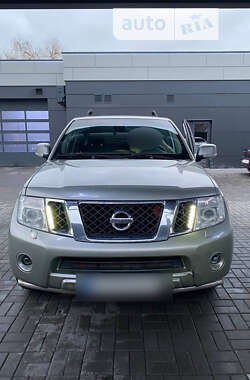 Внедорожник / Кроссовер Nissan Pathfinder 2011 в Черкассах