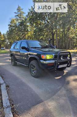 Позашляховик / Кросовер Nissan Pathfinder 1997 в Ворзелі