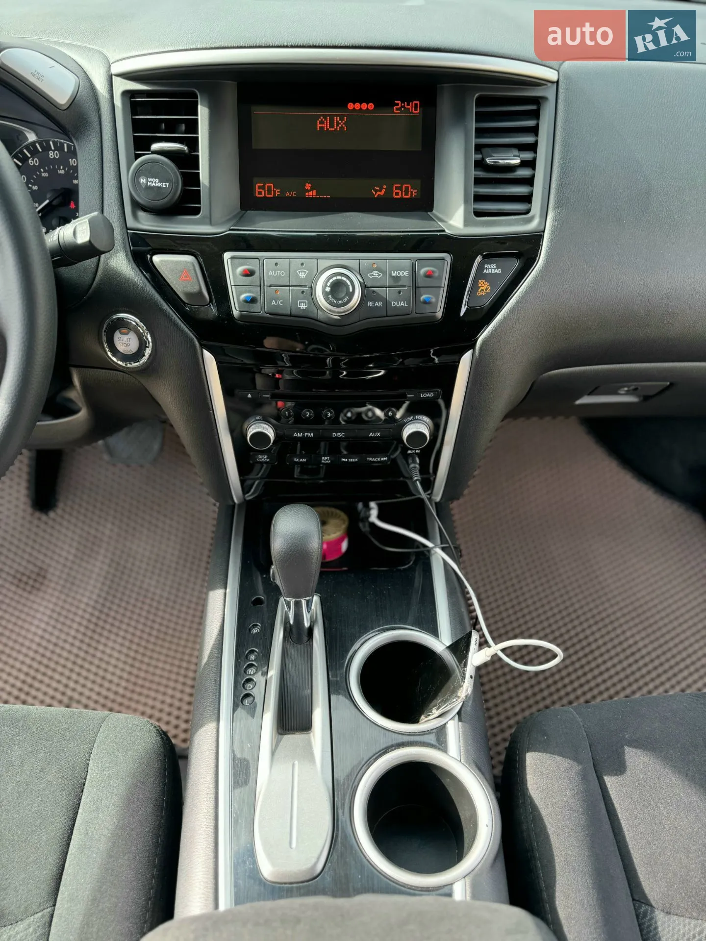 2016 Nissan Pathfinder - мініатюра 10