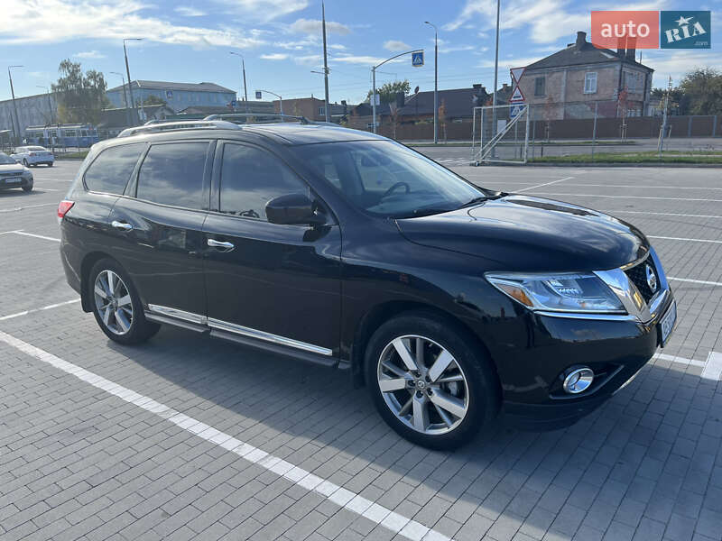 Внедорожник / Кроссовер Nissan Pathfinder 2013 в Виннице фото 8 Внедорожник / Кроссовер Nissan Pathfinder 2013 в Виннице