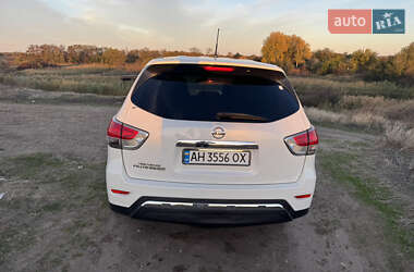 Внедорожник / Кроссовер Nissan Pathfinder 2013 в Кривом Роге