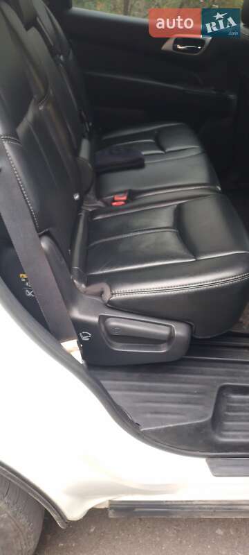 Внедорожник / Кроссовер Nissan Pathfinder 2016 в Одессе фото 71 Внедорожник / Кроссовер Nissan Pathfinder 2016 в Одессе