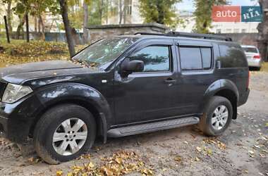 Позашляховик / Кросовер Nissan Pathfinder 2006 в Черкасах