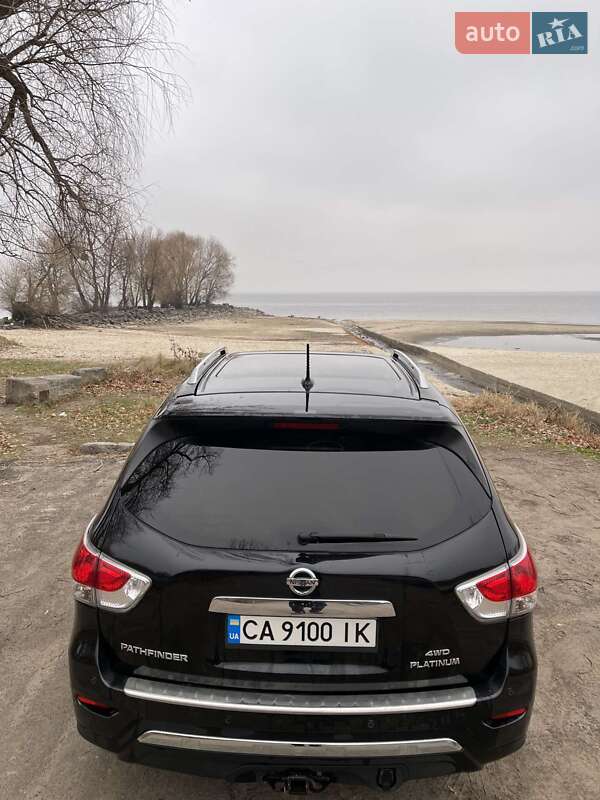 Внедорожник / Кроссовер Nissan Pathfinder 2014 в Черкассах