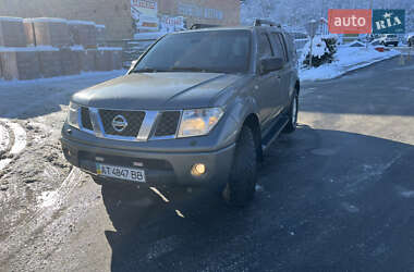 Позашляховик / Кросовер Nissan Pathfinder 2006 в Верховині