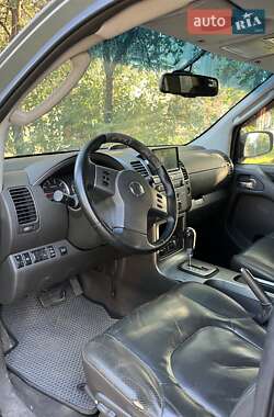 Внедорожник / Кроссовер Nissan Pathfinder 2005 в Львове