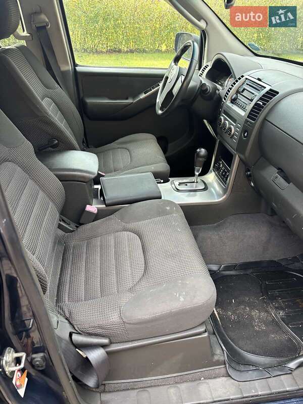 Внедорожник / Кроссовер Nissan Pathfinder 2003 в Белой Церкви
