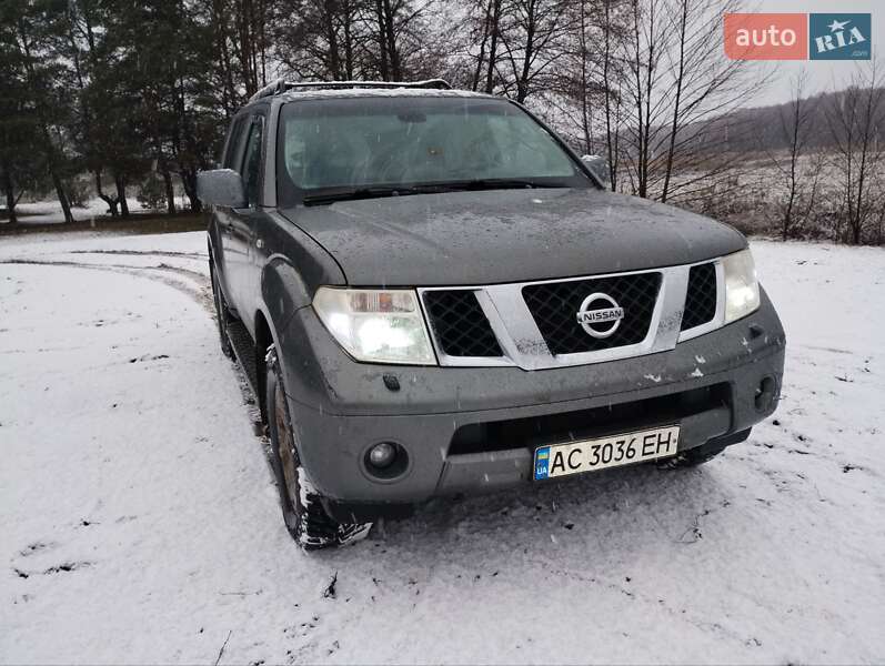 Внедорожник / Кроссовер Nissan Pathfinder 2008 в Ковеле