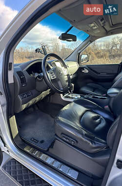 Внедорожник / Кроссовер Nissan Pathfinder 2012 в 