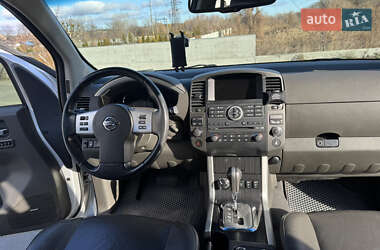Внедорожник / Кроссовер Nissan Pathfinder 2012 в 