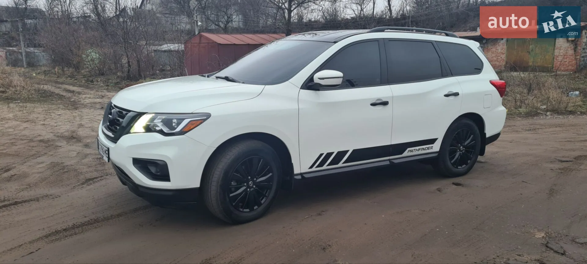 2018 Nissan Pathfinder - мініатюра 3