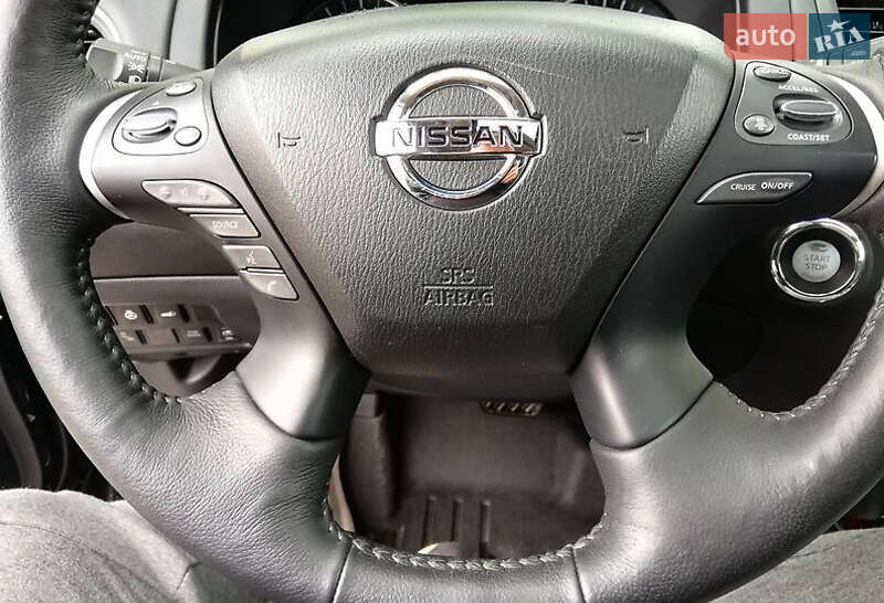 Внедорожник / Кроссовер Nissan Pathfinder 2019 в Львове