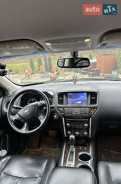 Внедорожник / Кроссовер Nissan Pathfinder 2013 в Львове