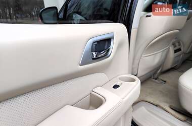 Внедорожник / Кроссовер Nissan Pathfinder 2013 в Киеве