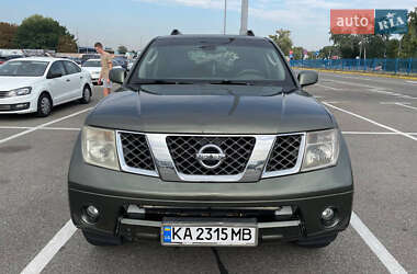 Позашляховик / Кросовер Nissan Pathfinder 2005 в Києві